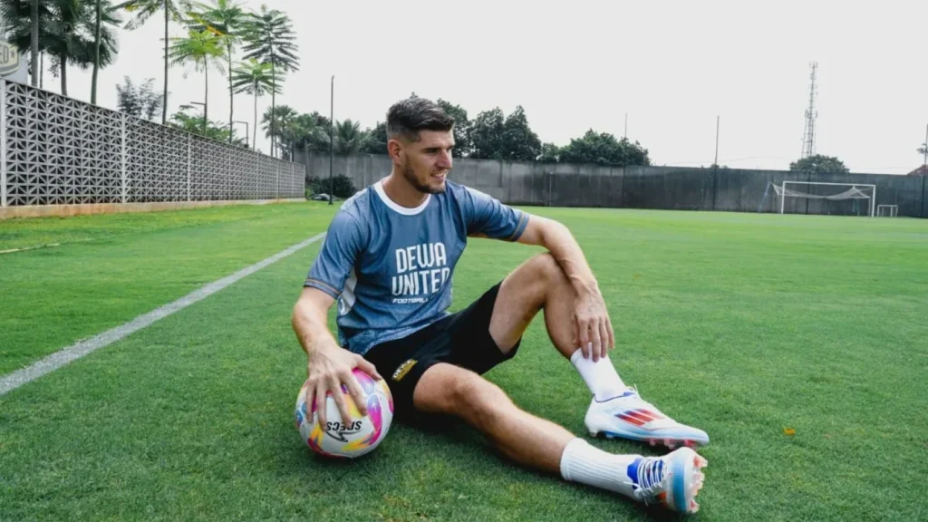 Nick Kuipers Resmi Bergabung dengan Dewa United untuk Musim 2025-2026