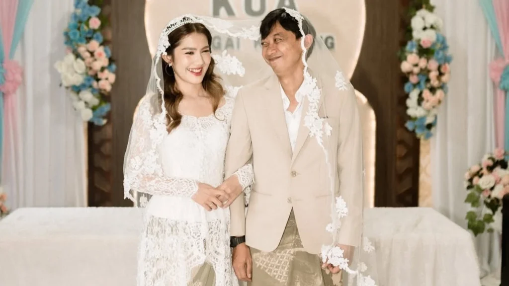 Yono Bakrie Resmi Menikah dengan Vivi Caroline di Tengah Kenangan untuk Sahabat yang Telah Tiada