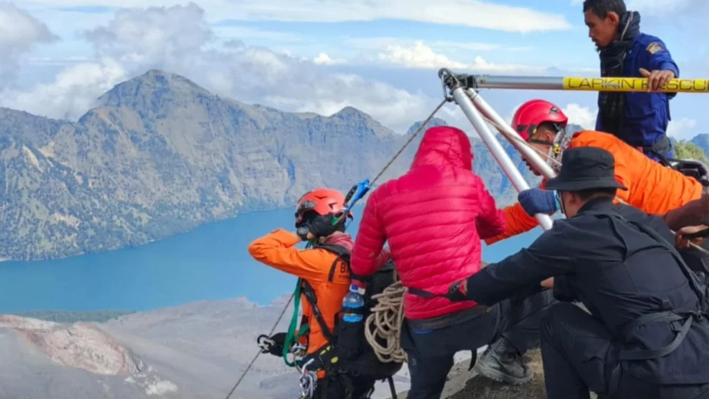 Pendaki Brasil Ditemukan Tak Bernyawa di Gunung Rinjani