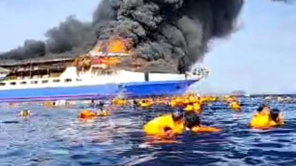 Tragedi Kebakaran Kapal di Perairan Sulawesi Utara: KM Barcelona 5 Terbakar