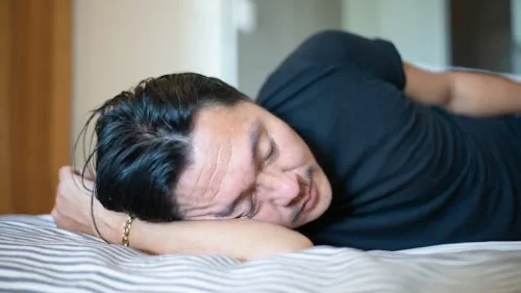 Manfaat dan Cara Tidur Siang yang Efektif