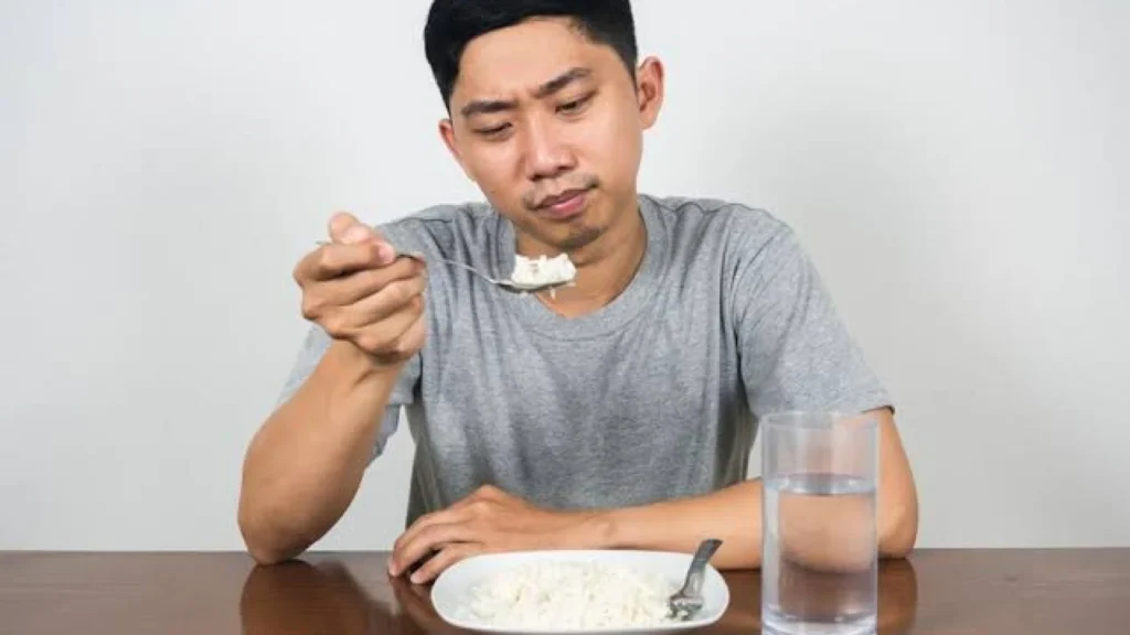 Dampak Buruk Menunda Waktu Makan di Tengah Kesibukan