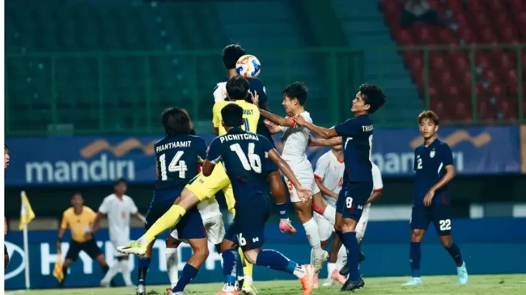 Pelatih Thailand U-23 Siap Hadapi Semifinal Piala AFF Melawan Indonesia